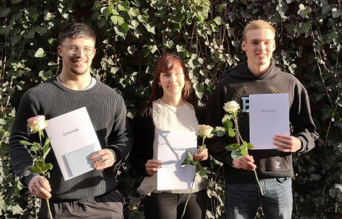 Industriemechaniker/-in mit Ehrenurkunde