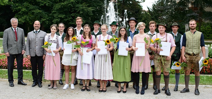 StaatspreisträgerInnen Sommer 2022 aus den Fachbereichen Gesundheit und Bautechnik