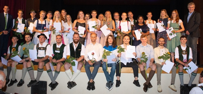 Staatspreisträger*innen im Sommer 2023 an der Berufsschule